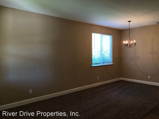 Building Photo - 4 br, 2 bath House - 408 Tolman Way