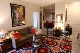 Building Photo - 5718 Val Verde St