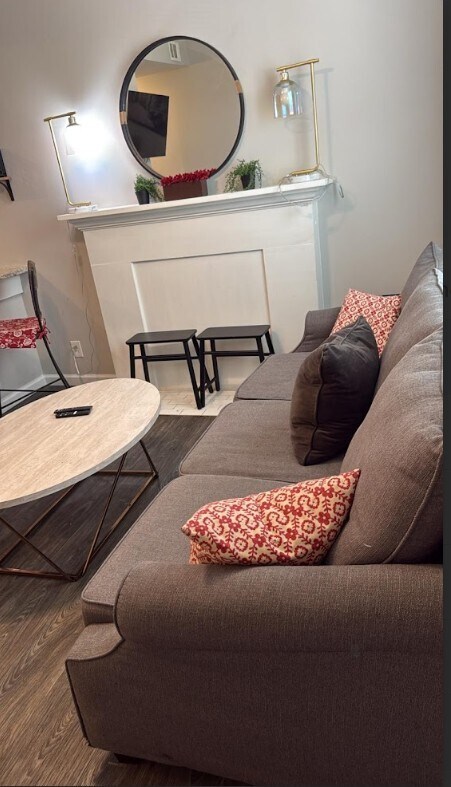 Building Photo - 3854 Folsom Ave