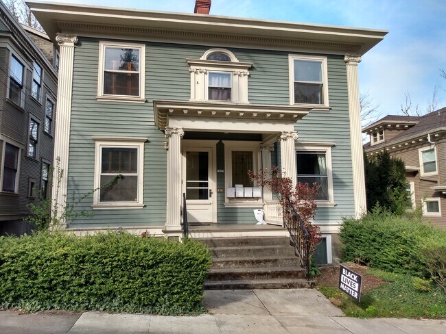 Foto del edificio - 1435 SW Harrison St