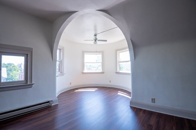 Building Photo - 3423 Whitfield Ave