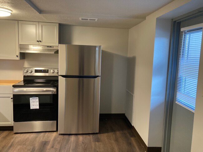 Kitchen - 914 McKinley Ave