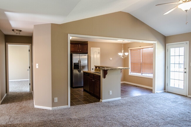 Foto del edificio - Pet Friendly Four Bedroom with Basement!