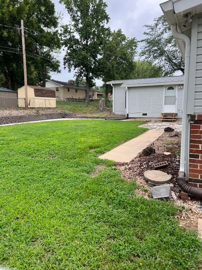 Foto del edificio - Spacious 3 bedroom 2 bath home