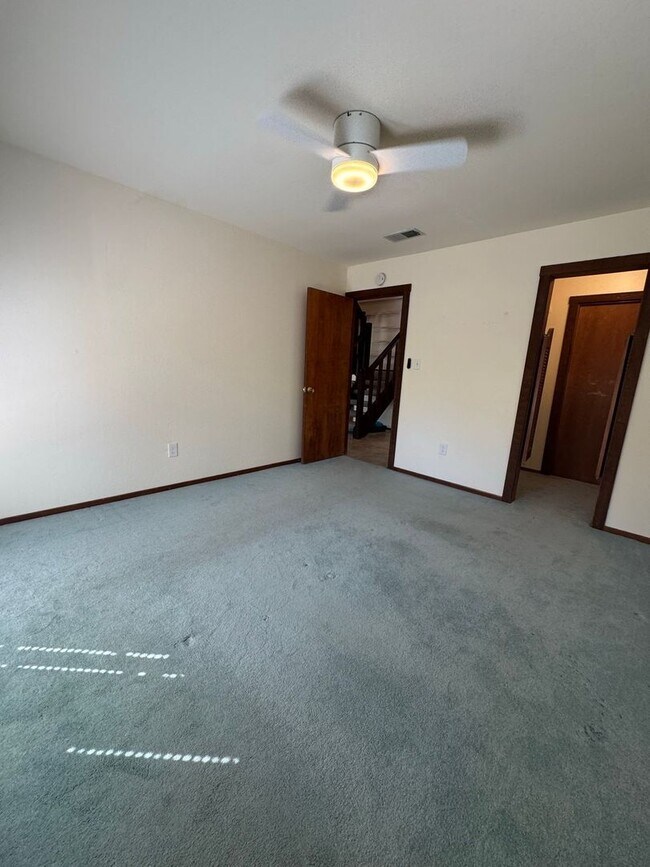 Foto del edificio - 3 Bed, 2 Bath Condo in Bear Valley READY NOW!