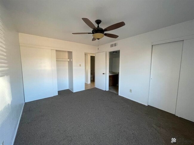 Building Photo - 2776 S Ave 2 1/2 E