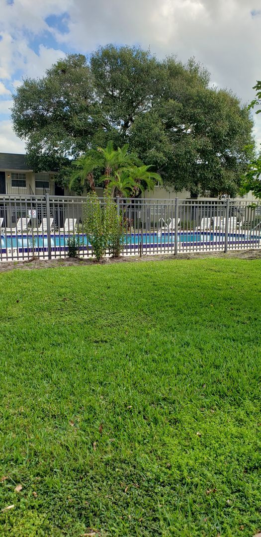 Foto del edificio - Cozy 2nd floor condo by Lake Underhill