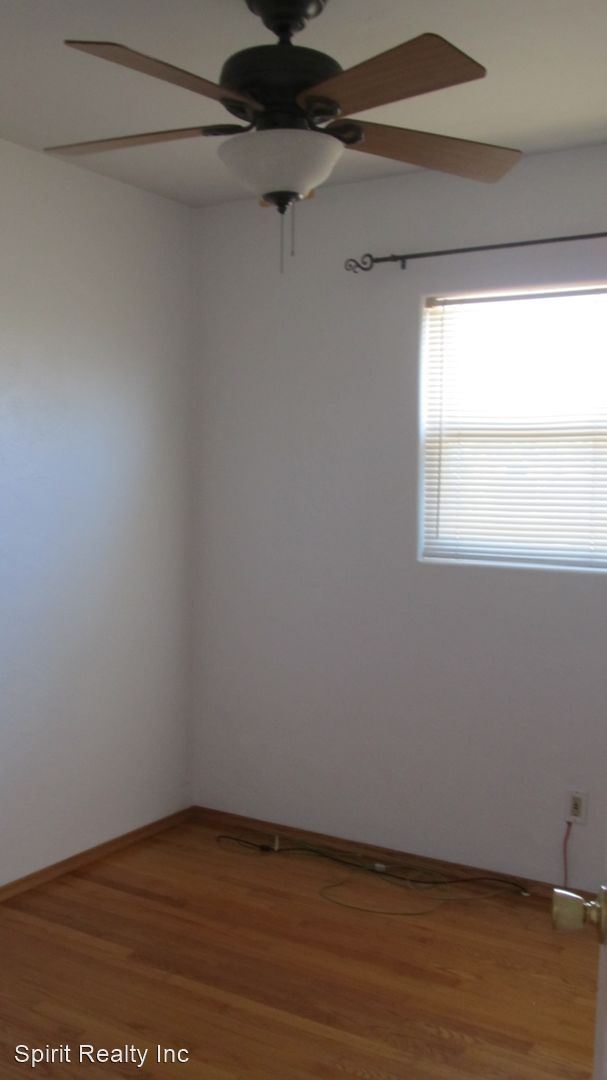 Building Photo - 3 br, 1 bath House - 291 Ebony