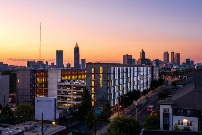 Building Photo - 935M by ARIUM