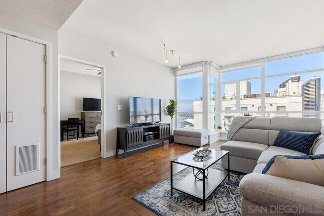 Foto del edificio - 325 Seventh Ave