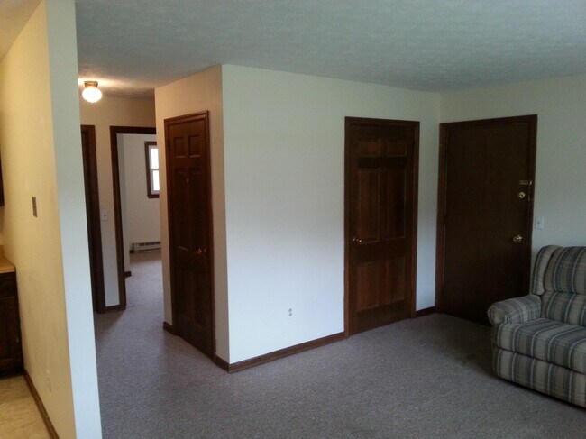Building Photo - 3256 Watkins Rd