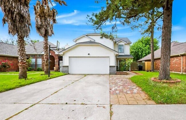 Building Photo - 5203 E Pagewick Dr