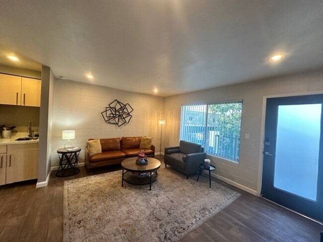 Interior Photo - Welcome to The Flats Downtown!