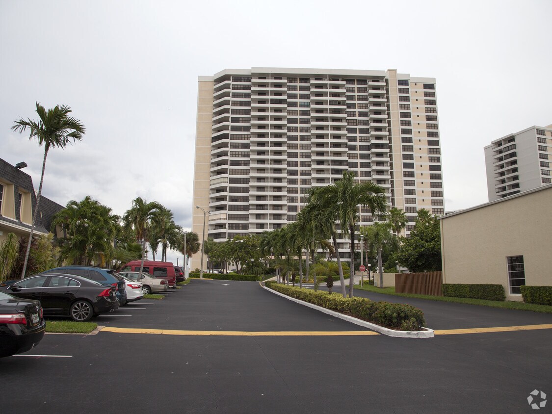 Primary Photo - Olympus Condominiums