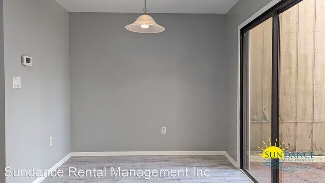 Foto del edificio - 2 br, 1.5 bath House - 217 Oak Street SE U...