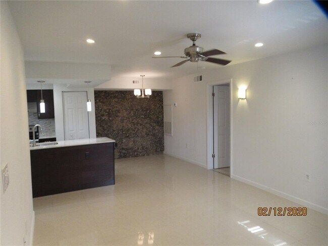 Building Photo - 3016 Parkway Blvd