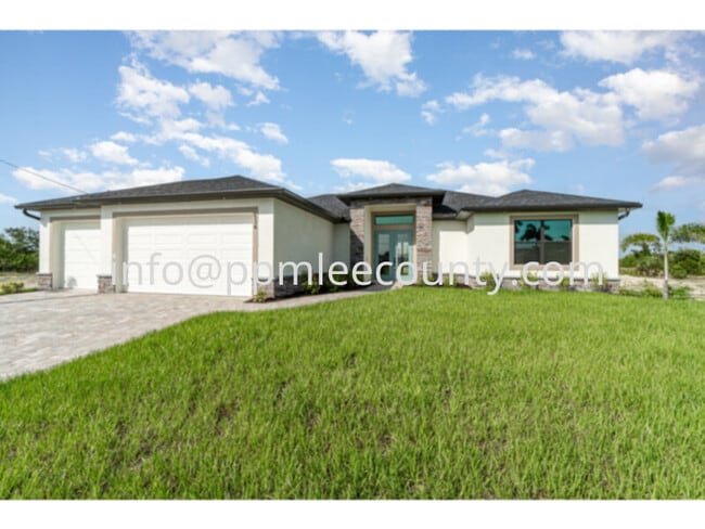 Building Photo - Brand new 4 bedroom 2 bath 3 car garage po...