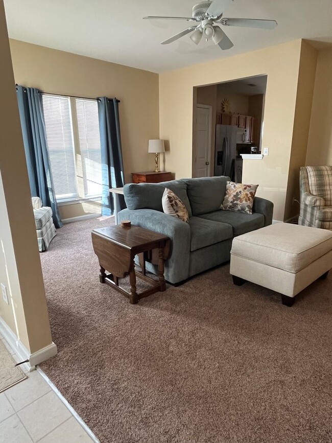 Foto del edificio - 2BR/2.5 BA Townhome in Farmington Ridge