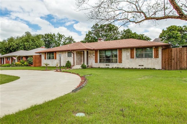 Building Photo - 6706 Royal Ln