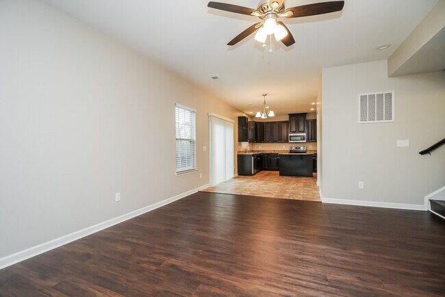 Foto del edificio - 4249 Sandstone Dr