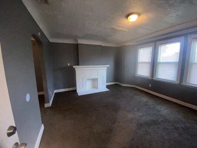 Foto del edificio - 3831 Waverly St