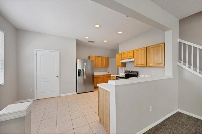 Building Photo - 4920 Pond Ridge Dr