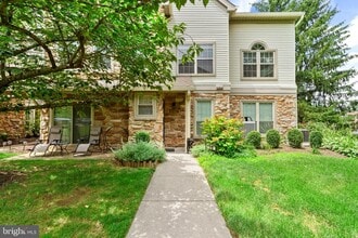 Building Photo - 510 Remington Ct