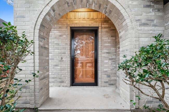 Foto del edificio - 1707 Bonnie Lea Ln