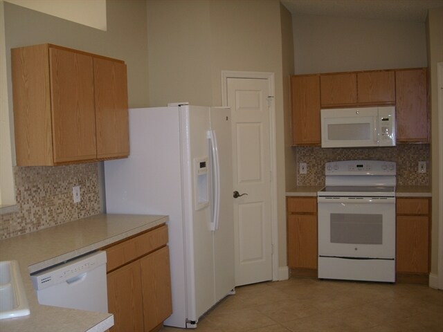 Building Photo - 574 Wekiva Bluff St