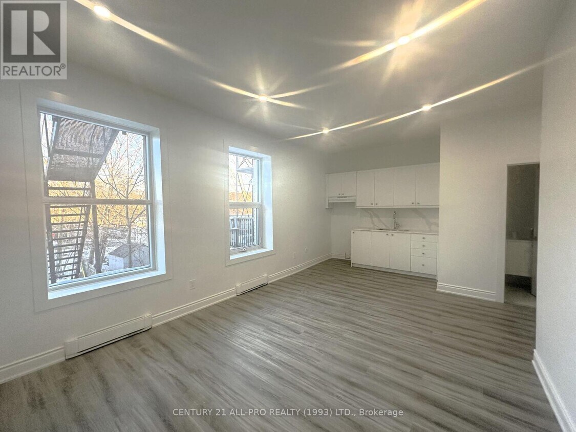 82 King St W, Cobourg, ON K9A 2M3 House for Rent in Cobourg, ON