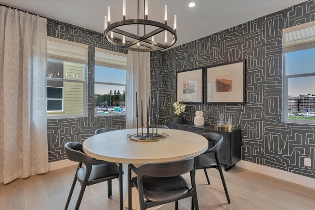 Comedor - 3001 Ivory Ter