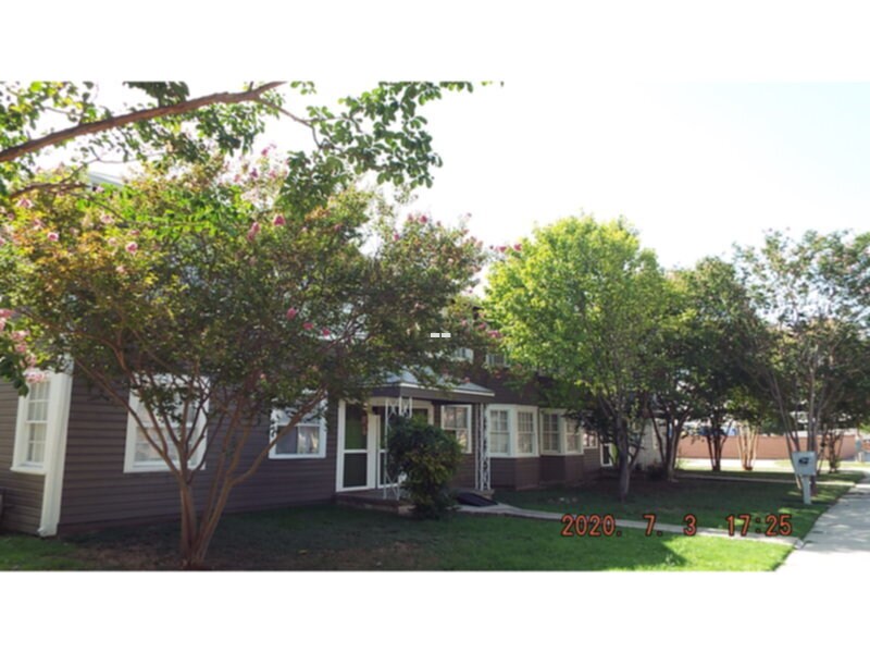 Foto principal - 421 Maverick St