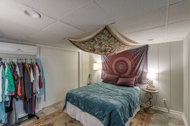 Bedroom - 5705 Vine Ridge Dr
