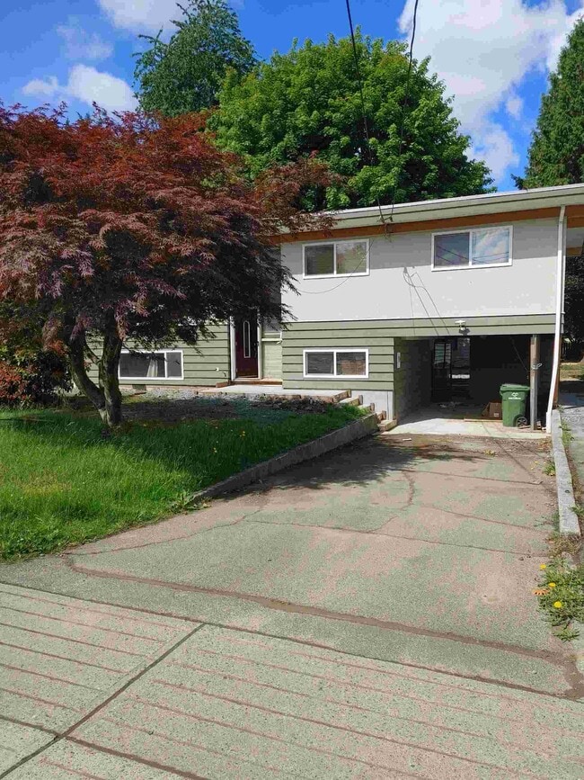 Building Photo - 9645 Carleton St