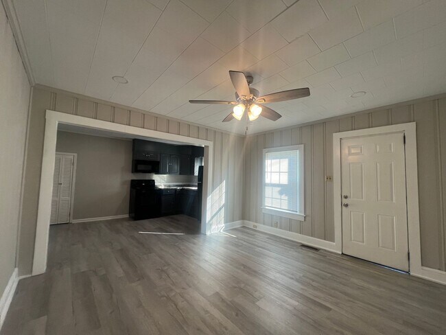 Foto del edificio - MOVE-IN Special*$250 off first month's ful...