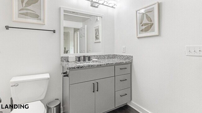 Foto del edificio - 15450 Farm to Market Rd 1325