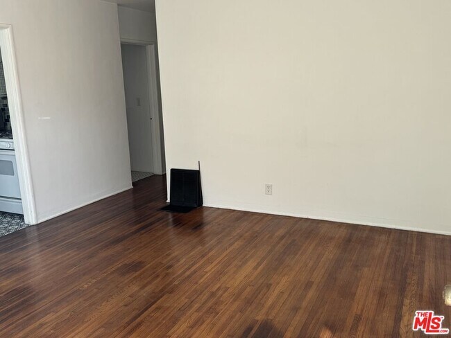 Foto del edificio - 4420-4420 Inglewood Blvd