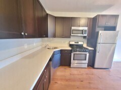 Foto del edificio - 28 Arcadia St