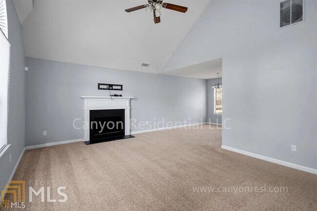 Foto del edificio - 6156 Crooked Creek Dr., Rex, GA 30273, USA