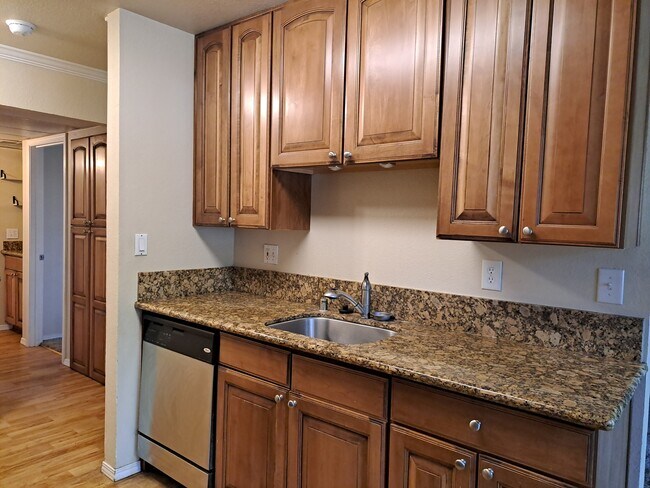 Foto del edificio - 504 Northbank Ct