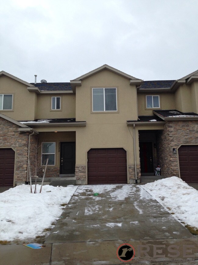 Awesome Eagle Mountain Townhome Townhouse for Rent in Eagle Mountain