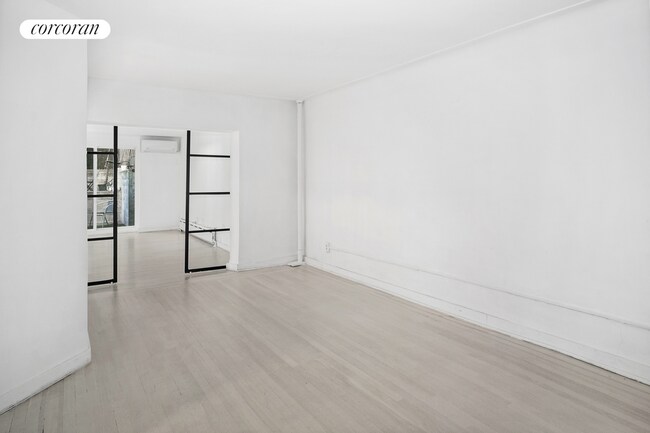 Building Photo - 126 E 30th St