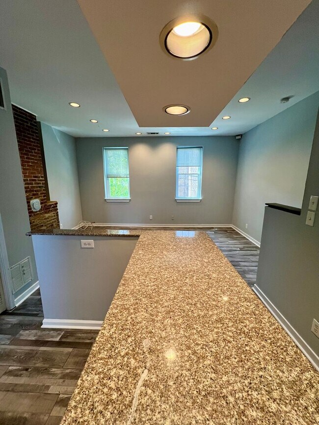 Foto del edificio - 411 Poplar St