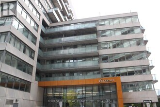 Building Photo - 20 Joe Shuster Way