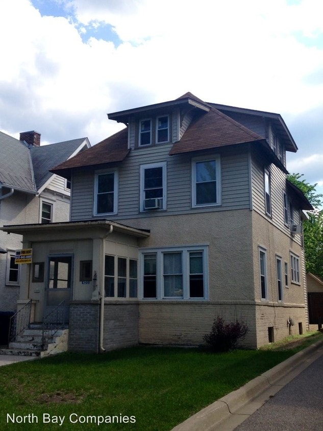 Primary Photo - 5 br, 2 bath House - 420 4th St SE