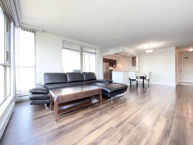 Building Photo - 6191 Buswell St