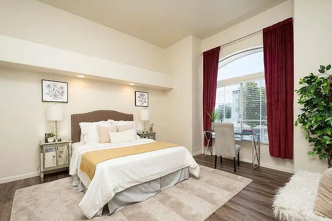 Building Photo - 565 Shoal Cir