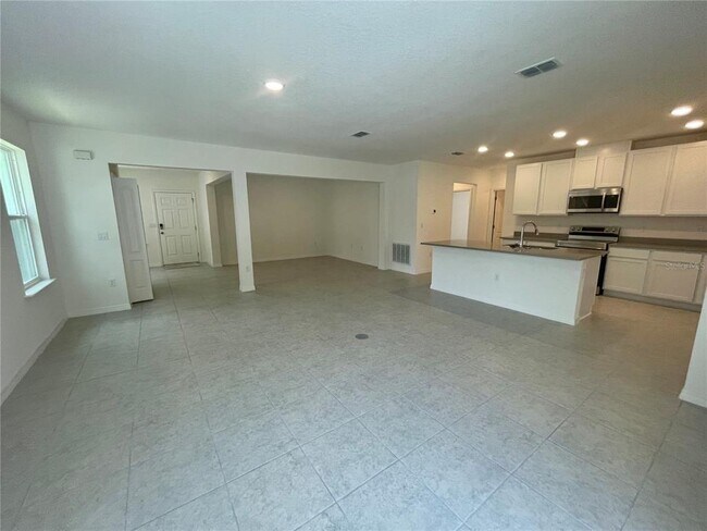 Building Photo - 2021 Canton Pk Dr