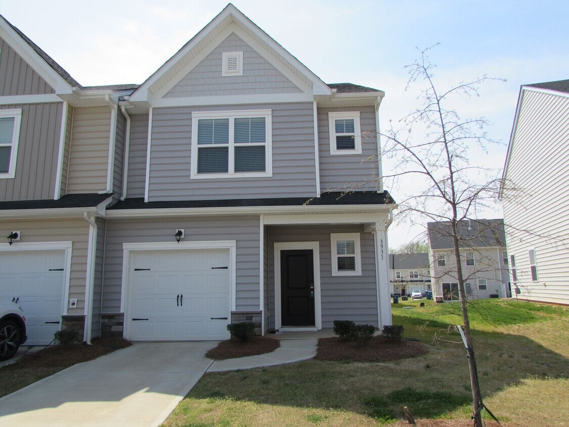 3931 Townes Blvd, Sherrills Ford, NC 28682 House Rental in Sherrills