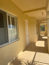 Building Photo - 18 Harbour Isle Dr W